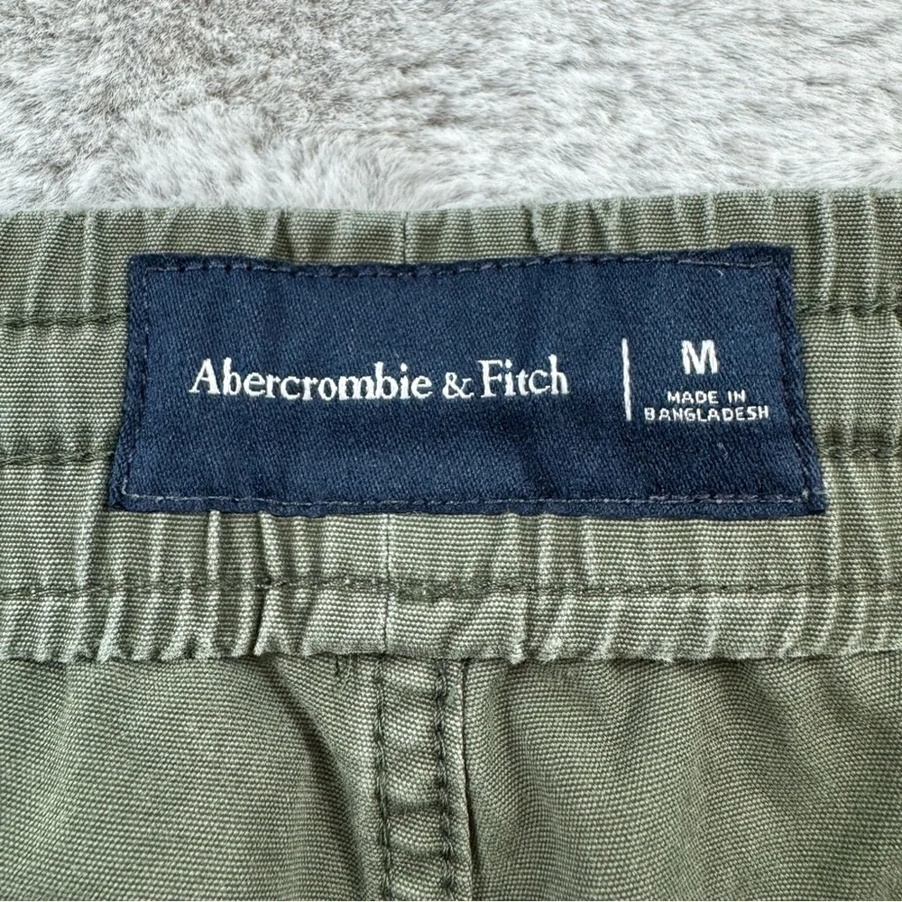 Abercrombie fitch military cargo pants men’s size Medium‎ 32X28 olive green